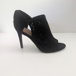 Christian Siriano Black Stiletto Heels with Peep-Toe Design